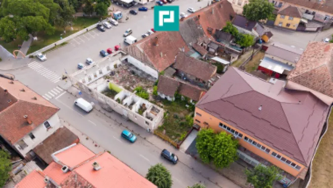 TEREN INTRAVILAN CENTRU LIPOVA 419MP