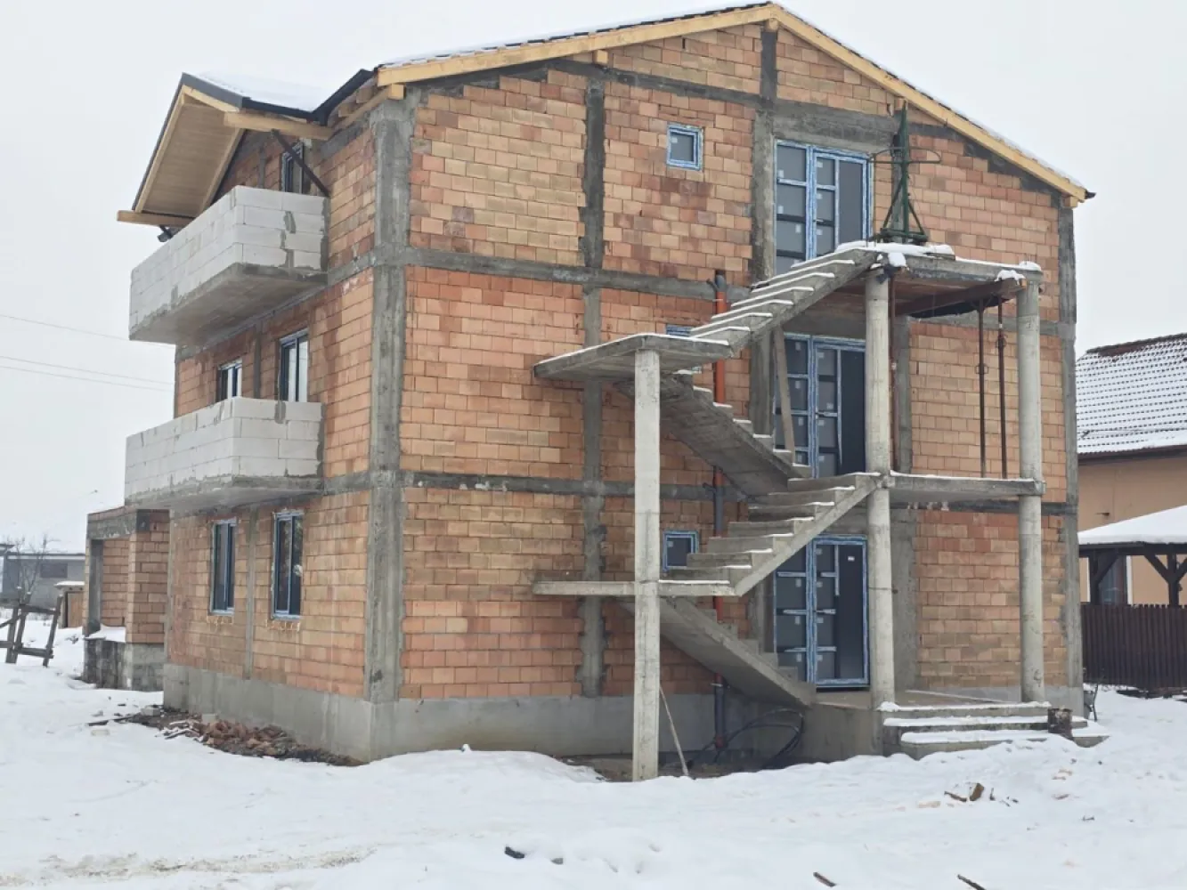 Apartament 2 camere,bloc NOU 50mp,zona 7Noiembrie 1 parcare