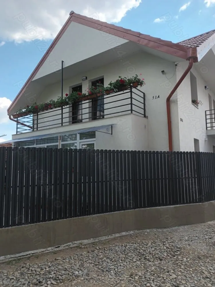 BRASADAS vinde casa 4 cam 2020 140mp zona Botizului. - Agenția imobiliara BRASADAS vinde casa p+m construita an2020 cu o suprafață de 140 mp compusa din 3 dormitoare living bucatarie 2 bai se vinde cu tot cu mobila.
Pentru mai multe oferte accesați www.brasadas.com.