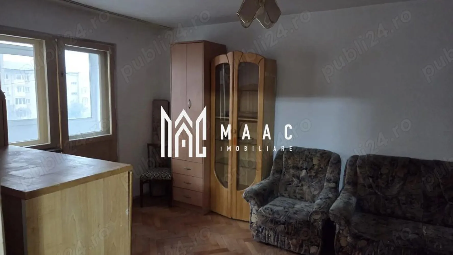 Apartament | 2 camere | Ostroveni | Lift - MAAC Imobiliare vă propune spre vânzare un apartament cu 2 camere, decomandat, situat în cartierul Ostroveni, în imediata apropiere a Bulevardului Dem Rădulescu, zonă foarte bine cotată și ușor accesibilă.

Apartamentul este amplasat la etajul 5 din 10, într-un imobil dotat cu lift, și are o suprafață totală de 59 mp, respectiv 55 mp utili. Compartimentarea este practică și eficientă, oferind un confort optim pentru viitorii proprietari.

Locuința beneficiază de finisaje clasice, iar principalul avantaj îl reprezintă faptul că poate fi amenajată și personalizată după bunul plac, devenind astfel „acasă” exact așa cum vă doriți.

Zona oferă acces rapid către puncte de interes precum magazine, mijloace de transport, școli, centre comerciale și spații verzi, fiind ideală atât pentru locuit, cât și pentru investiție.

Pentru mai multe detalii sau pentru programarea unei vizionări, MAAC Imobiliare vă stă cu drag la dispoziție.

ID: CP2903819
