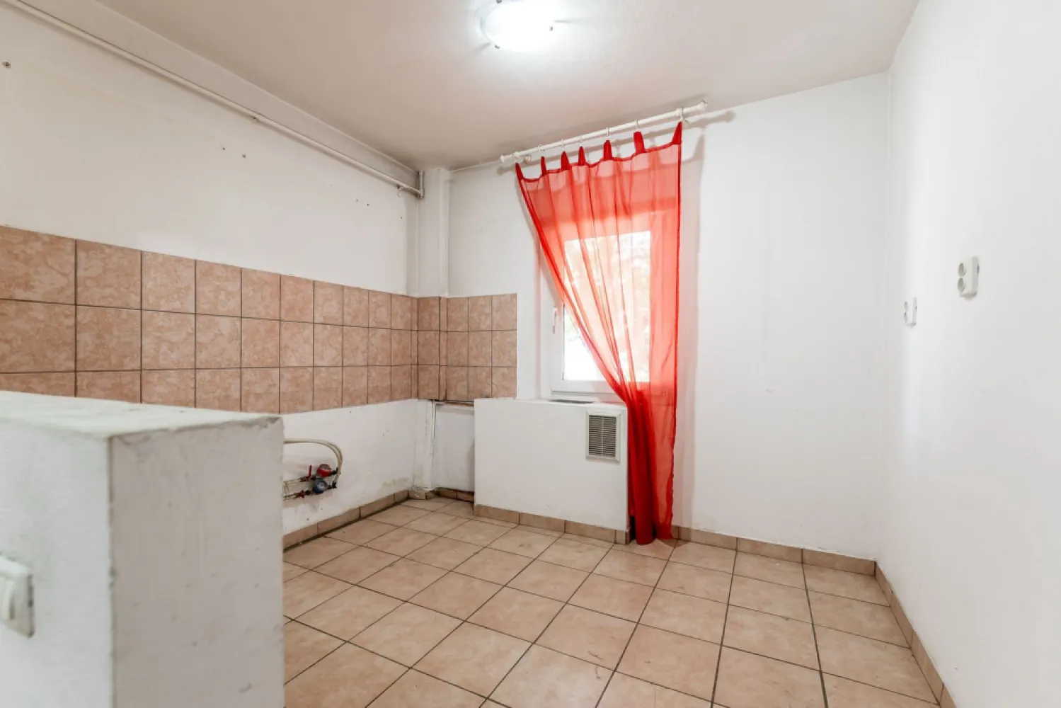 VANDUT! Apartament 2 camere, decomandat | Str Banul Maracine