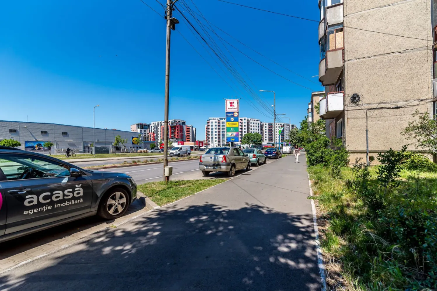 VANDUT! Apartament 2 camere, decomandat | Str Banul Maracine
