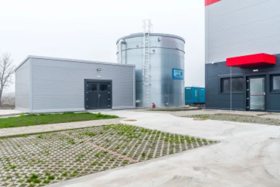 1202 mp - Hala industriala de inchiriat in Parc Industrial Arad