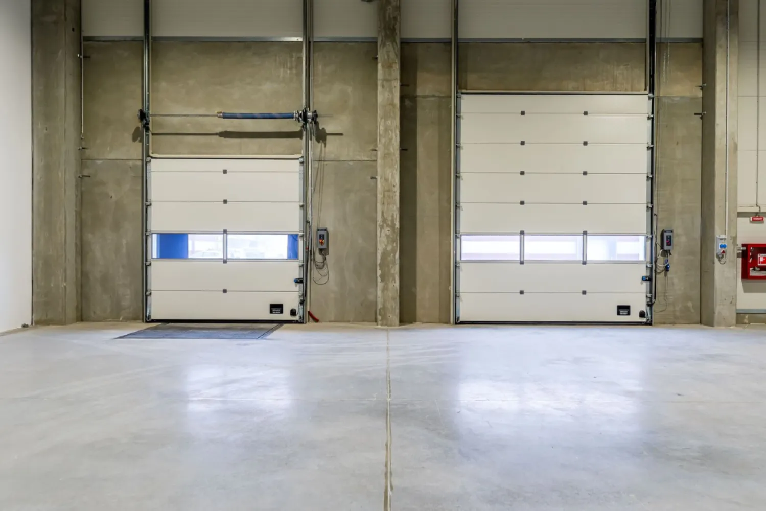 4646 mp - Hala industriala de închiriat în Parc Industrial Arad