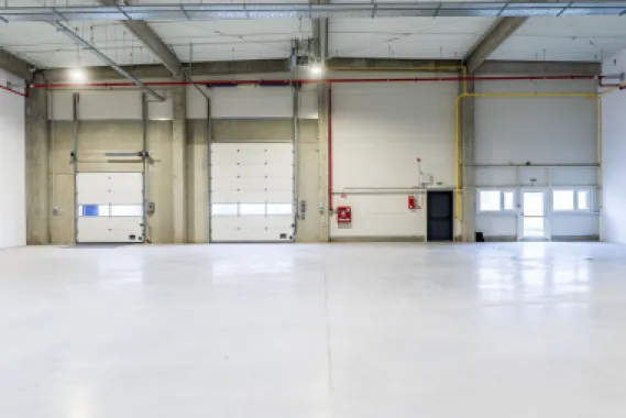 4646 mp - Hala industriala de închiriat în Parc Industrial Arad