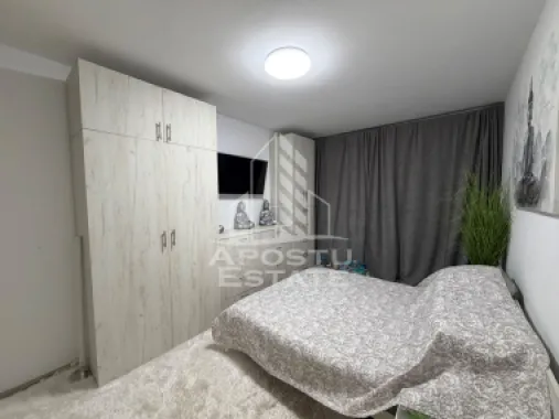 Apartament 2 camere de vânzare, Zona Aradului, Complex Iris, Timisoara