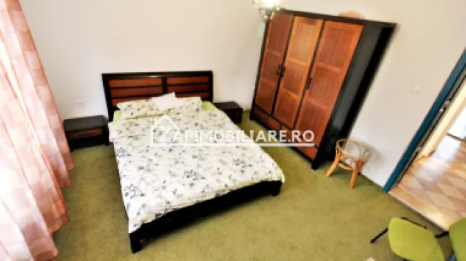 Cazare muncitori 10 camere,3 bucătării,5 băi,10.000 mp teren