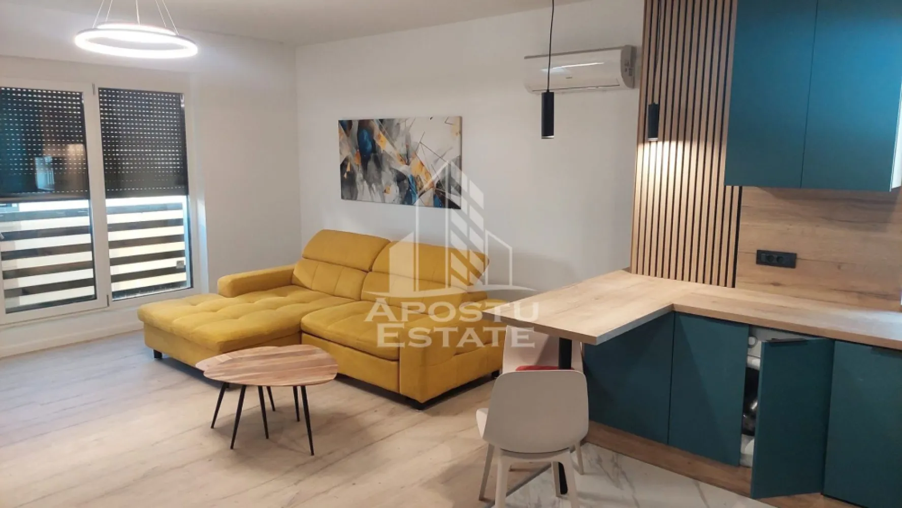 Apartament 2 camere de închiriat , Pet Friendly , Dumbravita - Agentia imobiliara APOSTU ESTATE va propune spre inchiriere un apartament cu 2 camere, spatios si luminos,o zona linistita si bine pozitionata din Dumbrăvița, potrivit pentru cupluri,familii, sau studenti care isi doresc o locuinta unde sa se simta confortabil si cu acces facil catre scoli, statii de autobuz, supermarketuri , magazine de zona, parcuri.

Suprafata utila: 57 mp
Compartimentare eficienta:
-Hol de acces generos
-Bucatarie complet mobilata si utilata, cu loc de luat masa
-Living luminos si spatios
-Dormitor mobilat si utilat
-Baie prevazuta cu duș 

Confort si facilitati:
-Incalzirea apartamentului: centrala proprie cu încălzire in pardoseala 
-Apartamentul este complet mobilat si utilat
-Se accepta animale de companie de catre proprietar

Localizare:
-Timis,Dumbravita – acces facil spre magazine, supermarketul Profi , scoli, parcuri si mijloace de transport in comun.

Ideal pentru:
-Familii
-Cupluri
-Studenti
Liber din 15 iulie 
Pret chirie lunara: 450 euro ( usor negociabil)
Programeaza o vizionare pentru a-ti putea imagina viitorul aici!
ID intern: CP3181005