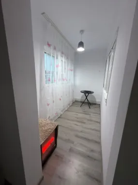 De vanzare apartament cu 2 camere, etaj 4/4, recent renovat, 29.300 euro