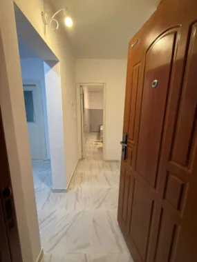 De vanzare apartament cu 2 camere, etaj 4/4, recent renovat, 29.300 euro