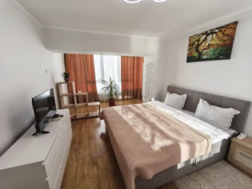 De inchiriat apartament spatios, 3 camere, pe Faleza, 900 euro