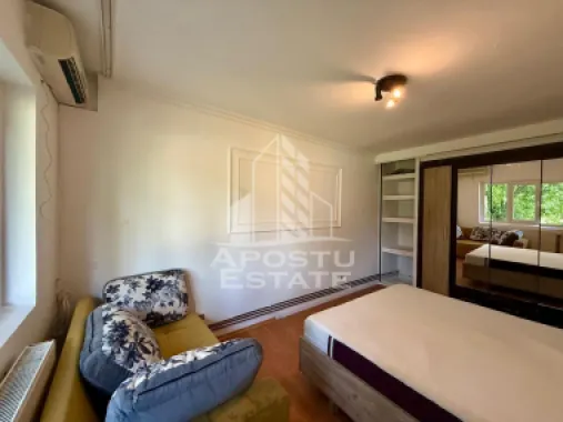 Apartament 3 camere de vanzare, zona Lipovei, Timisoara