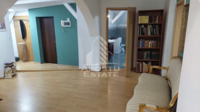 Apartament cu 3 camere de închiriat , Zona Centrală,Timisoara
