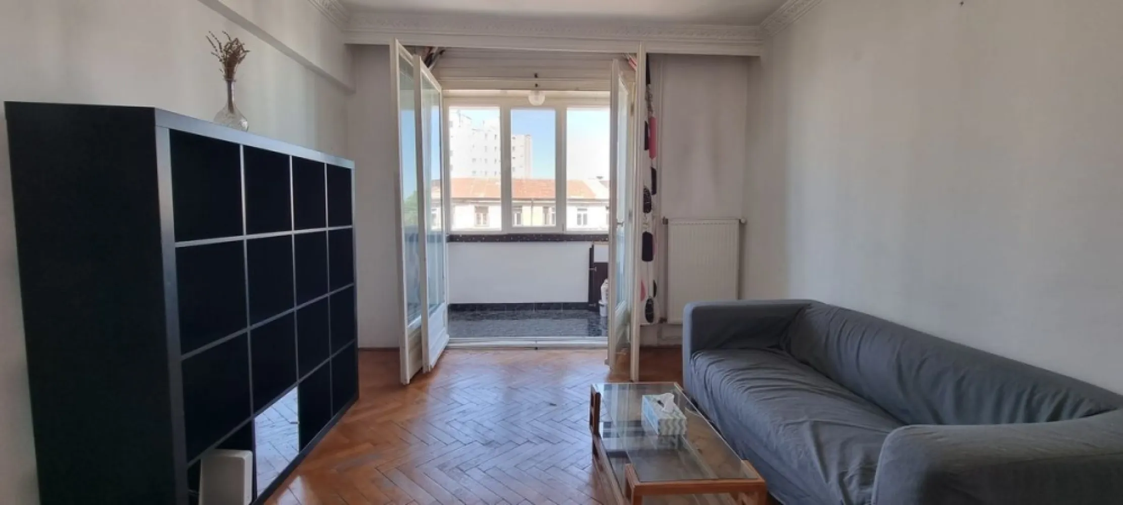 BRASADAS închiriază ap 2 cam Rosetti, centru Magheru. - Agenția imobiliara BRASADAS închiriază apartament cu doua cam, et. 7/8, fara bulina, reabilitat termic, liniste, vedere curte interioara, termopan, g, f, parchet, balcon, usa metalica, utilat, mobilat, liber, 1+1 garantie, acte ANAF incluse,