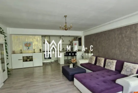 Logo MAAC IMOBILIARE logo