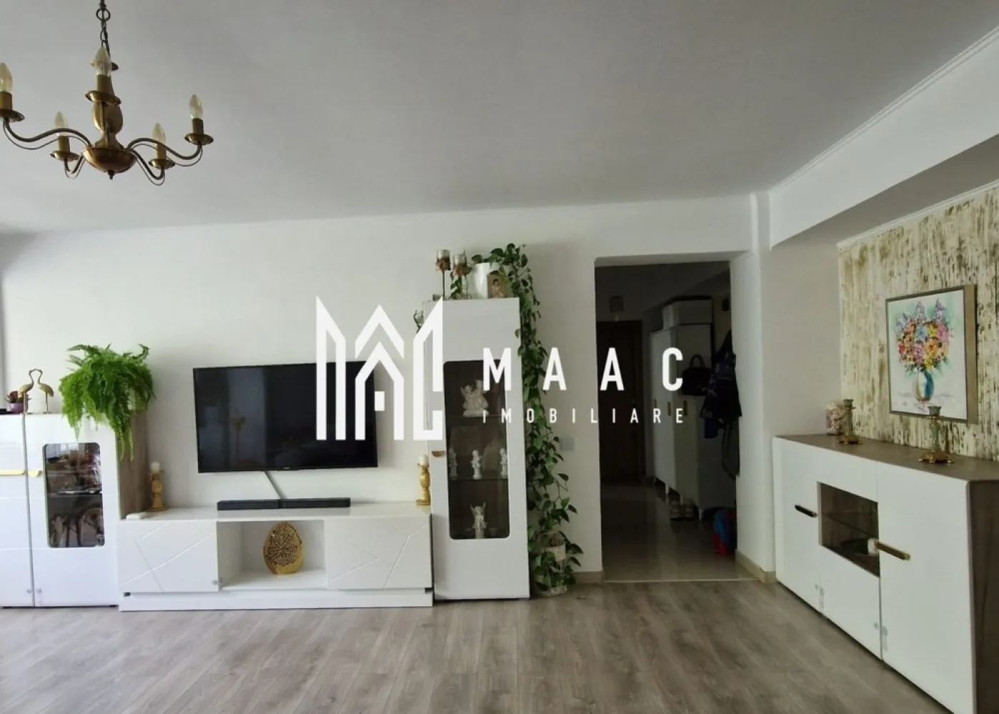 Apartament 3 camere | 79 MPU | Etajul 1 | Doamna Stanca