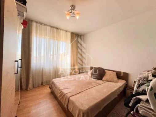 Apartament 4 camere | Decomandat | 80mp | Etaj 4/5 | La cheie | Turist