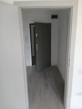 Apartament nou, 2 camere, Băile Felix. 80 000 E. Comision 0