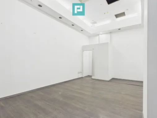 Spațiu comercial/de birouri/showroom în Arad