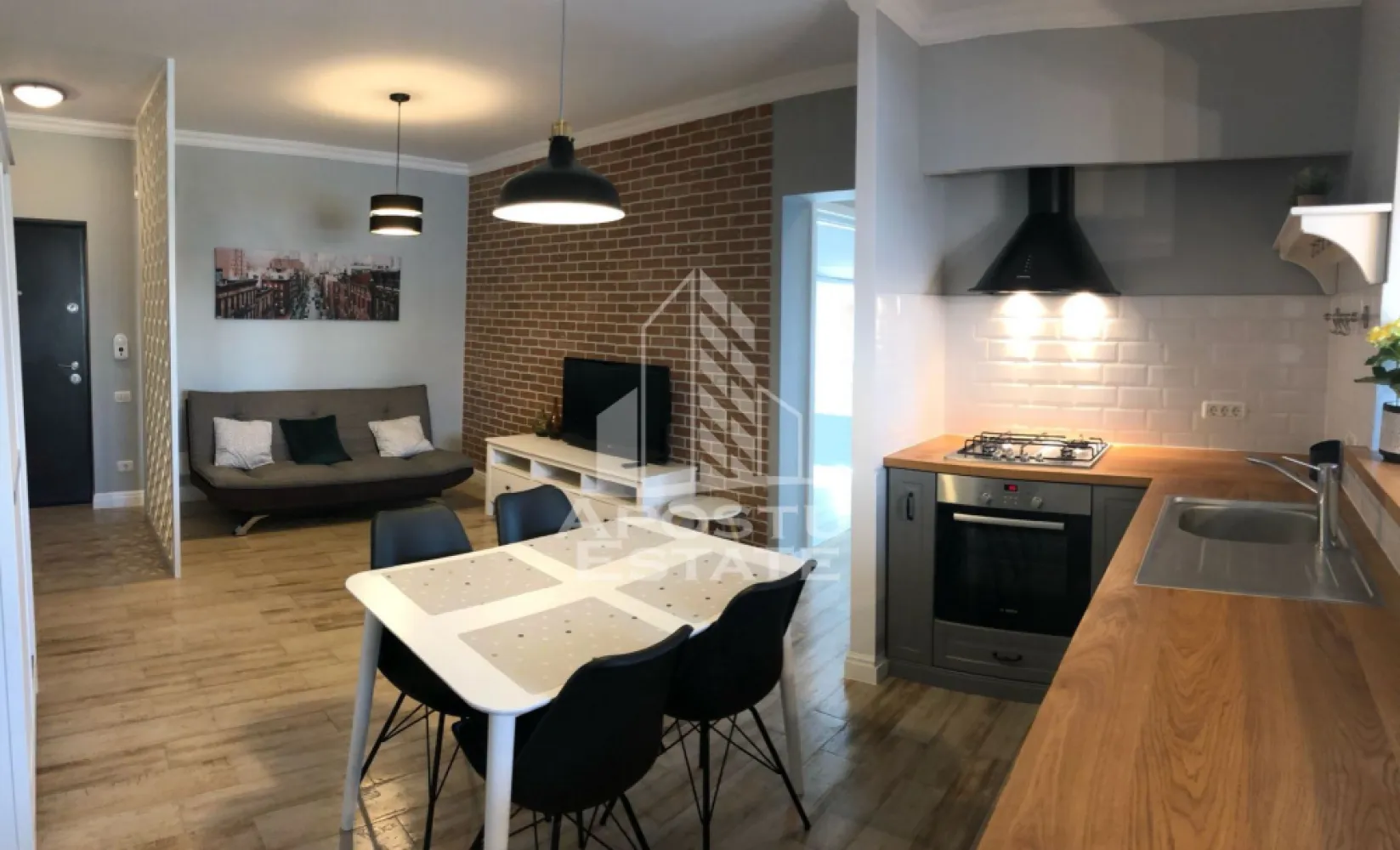 Apartament cu 3 camere de vânzare , Loc de parcare , Dumbravita - Agenția imobiliara Apostu Estate va propune spre vânzare un apartament modern cu 3 camere ,situat în zona Dumbravita , una dintre cele mai căutate zone din Timis . Ideal atât pentru locuința proprie , cat si pentru investiție

Imobilul este amplasat la etajul 2 și beneficiază de o suprafață utila de 60 mp 

Compartimentare :
-Bucătărie complet mobilata
-Living open space cu bucataria 
-Dormitor mobilat 
-Dormitor secundar mobilat 
-Baie cu cada
-Balcon închis

Confortul termic este asigurat prin intermediul centralei proprii 

Apartamentul se vinde complet mobilat 

Beneficii suplimentare :
- Compartimentare moderna și funcțională
- Zona excelenta pentru locuit sau investiție
-Loc de parcare inclus in pret 

Vecinătăți :
-Auchan 
-Decathlon 
-Mijloace de transport in comun

Pentru mai multe detalii si programarea unei vizionari , va stam cu drag la dispoziție .

Agenția imobiliara Apostu Estate vă oferă consultanta bancara gratuita prin intermediul colaboratorilor noștri pentru alegerea celui mai potrivit tip de credit , astfel încât tu să devii noul proprietar al acestui apartament .