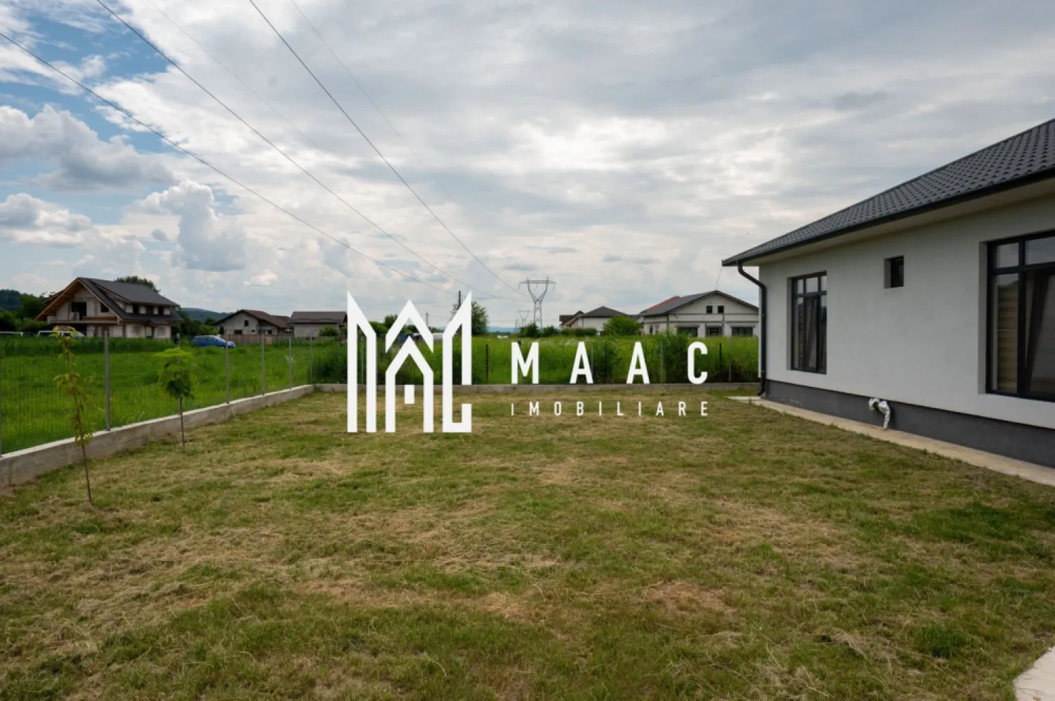 Casă 3 camere | Budești, Vâlcea | 100 mp utili, teren 700 mp