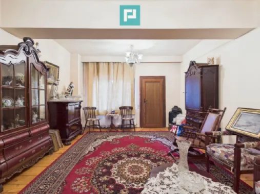 Proprietate multifuncțională centrală 1000 mp