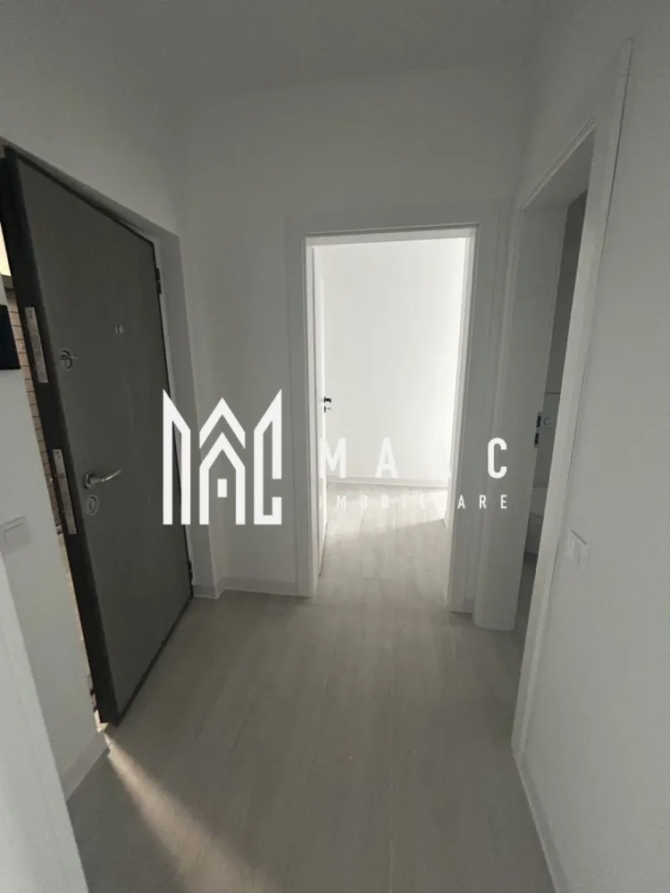 Apartament 2 camere | Parcare inclusă | Vedere panoramică | Doamna Stanca - MAAC Imobiliare vă oferă spre vânzare un apartament cu 2 camere, situat într-un imobil nou, potrivit atât pentru locuire, cât și pentru investiție, în zona Doamna Stanca.

Apartamentul are o suprafață utilă de 55,1 mp și beneficiază de o compartimentare practică, fiind alcătuit din:

-living spațios cu bucătărie open space, dormitor, baie, hol, balcon, balcon, pe care este amenajată o debara compartimentată, ideală pentru depozitare.

Proprietatea este amplasată la etajul 4, într-un imobil bine poziționat, oferind confort, liniște și o vedere plăcută către munți și oraș, ce adaugă un plus de valoare locuinței.

Locul de parcare este inclus, un beneficiu important pentru uzul zilnic.

Apartamentul se poate preda la cheie, cu posibilitatea de mutare imediată, la prețul de 93.800 € + TVA.

O proprietate ideală pentru cei care caută un apartament nou, modern și funcțional, într-o zonă în continuă dezvoltare.

Pentru mai multe informatii si pentru a programa o vizionare, va rugam specificati ID: CP2905285