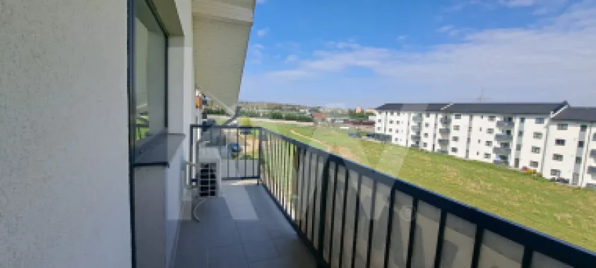 Apartament 3 camere , pe doua niveluri , in imobil cu lift