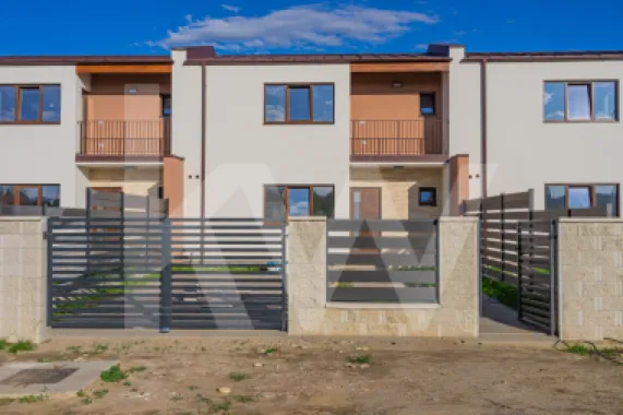 Casă înșiruită, 5 camere - Sebeș , Drumul Petreștiului