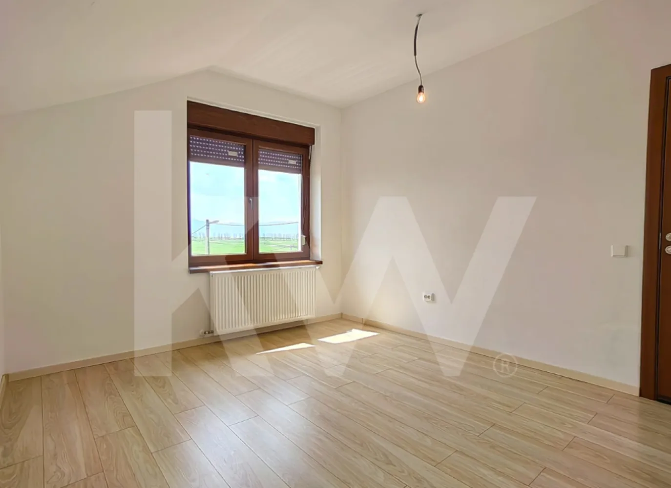 Casa individuala 5 camere finalizata mobilata Est Sibiu teren 372mp