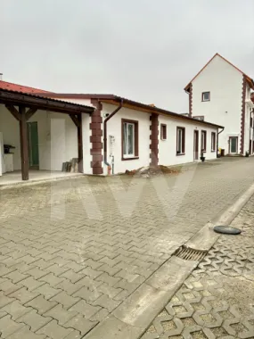 Apartament la casa zona Turnisor!