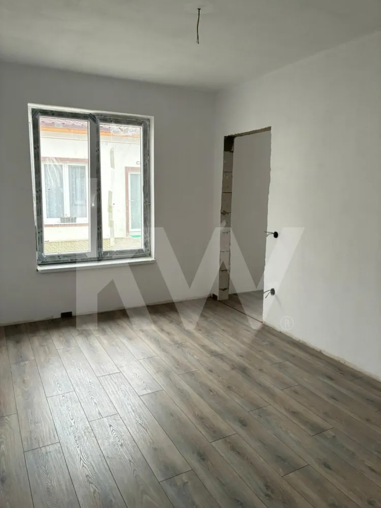 Apartament la casa zona Turnisor!