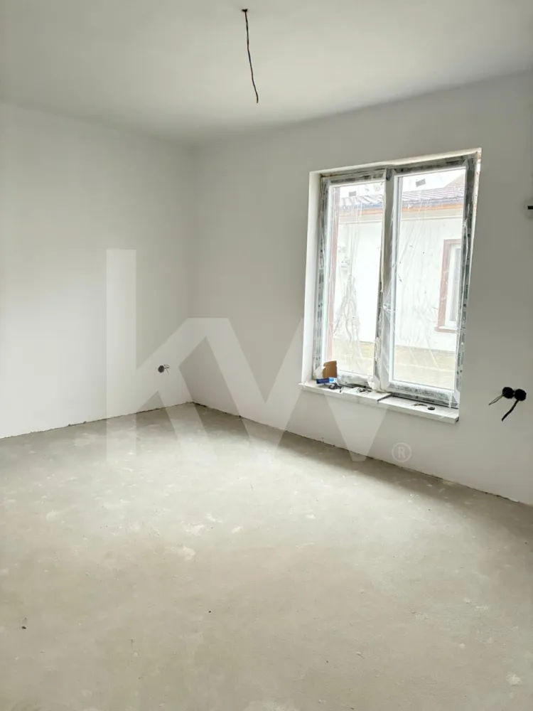 Apartament la casa zona Turnisor!
