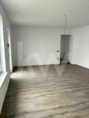 Apartament la casa zona Turnisor!