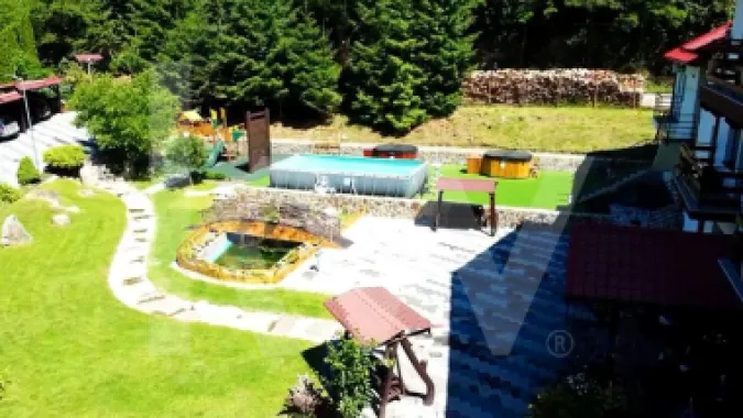Lacul de Argint, pensiune 14 camere cu restaurant și lac în zonă premium!