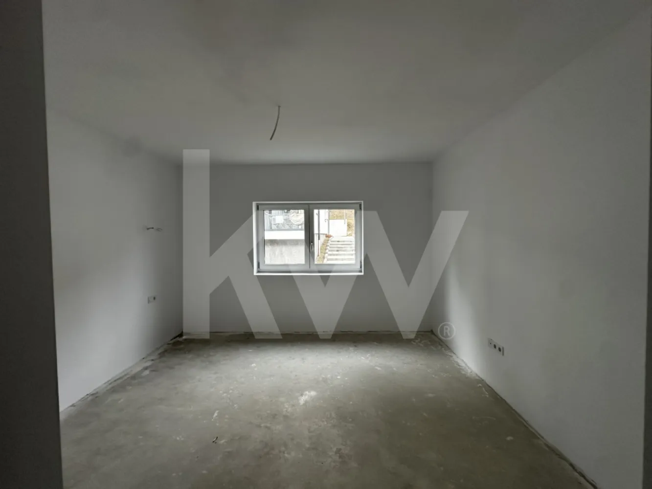 2 bedroom apartment DaVinci - investment opportunity - EN
Discover a modern 3-room apartment, located in the heart of Cristian, 1 km distance from Sibiu International Airport, which redefines the concept of luxurious living lifestyle. With a usable area of ​​76.03 sq m and a generous 9.25sq m balcony, this apartment on the first floor of a newly built building in 2025 offers you the perfect living space for families looking for a welcoming and functional home. The brick structure ensures not only durability, but also a healthy environment, ideal for moments spent with loved ones.

Natural light for the two bedrooms and two elegant bathrooms are designed to provide privacy and comfort. The separate partitioning allows easy circulation between rooms, and the kitchen becomes the ideal place to prepare delicious meals. The interior spaces are designed to combine functionality with a modern design, offering a pleasant and relaxing atmosphere. The prime location, in the Western part of the city, ensures quick access to all necessary amenities, from shops and schools to parks and recreational areas.

We can help you to get preapproved for credit appliances for a faster process.

Don't miss the opportunity to be the first to enjoy this exceptional apartment! 
The price of €105,000 + VAT represents a valuable investment in a home that promises to become the center of your life.

 Contact us today to schedule a viewing and turn this apartment into your new home!

RO
Descoperiți un apartament modern cu 3 camere, situat în inima orașului Cristian, la 1 km distanță de Aeroportul Internațional Sibiu, care redefinește conceptul de stil de viață luxos. Cu o suprafață utilă de 76,03 mp și un balcon generos de 9,25 mp, acest apartament situat la etajul 1 al unui imobil nou construit în 2025 vă oferă spațiul de locuit perfect pentru familiile care caută o locuință primitoare și funcțională. Structura din cărămidă asigură nu doar durabilitate, ci și un mediu sănătos, ideal pentru momentele petrecute alături de cei dragi.

Lumina naturală pentru cele două dormitoare și cele două băi elegante sunt concepute pentru a oferi intimitate și confort. Compartimentarea separată permite circulația ușoară între camere, iar bucătăria devine locul ideal pentru a pregăti mese delicioase. Spațiile interioare sunt concepute pentru a combina funcționalitatea cu un design modern, oferind o atmosferă plăcută și relaxantă. Locația privilegiată, în partea de vest a orașului, asigură acces rapid la toate facilitățile necesare, de la magazine și școli până la parcuri și zone de agrement.

Vă putem ajuta să obțineți o preaprobare pentru credite, pentru un proces mai rapid.

Nu ratați ocazia de a fi primul care se bucură de acest apartament excepțional!
Prețul de 105.000 € + TVA reprezintă o investiție valoroasă într-o locuință care promite să devină centrul vieții tale.

Contactează-ne astăzi pentru a programa o vizionare și a transforma acest apartament în noua ta casă!