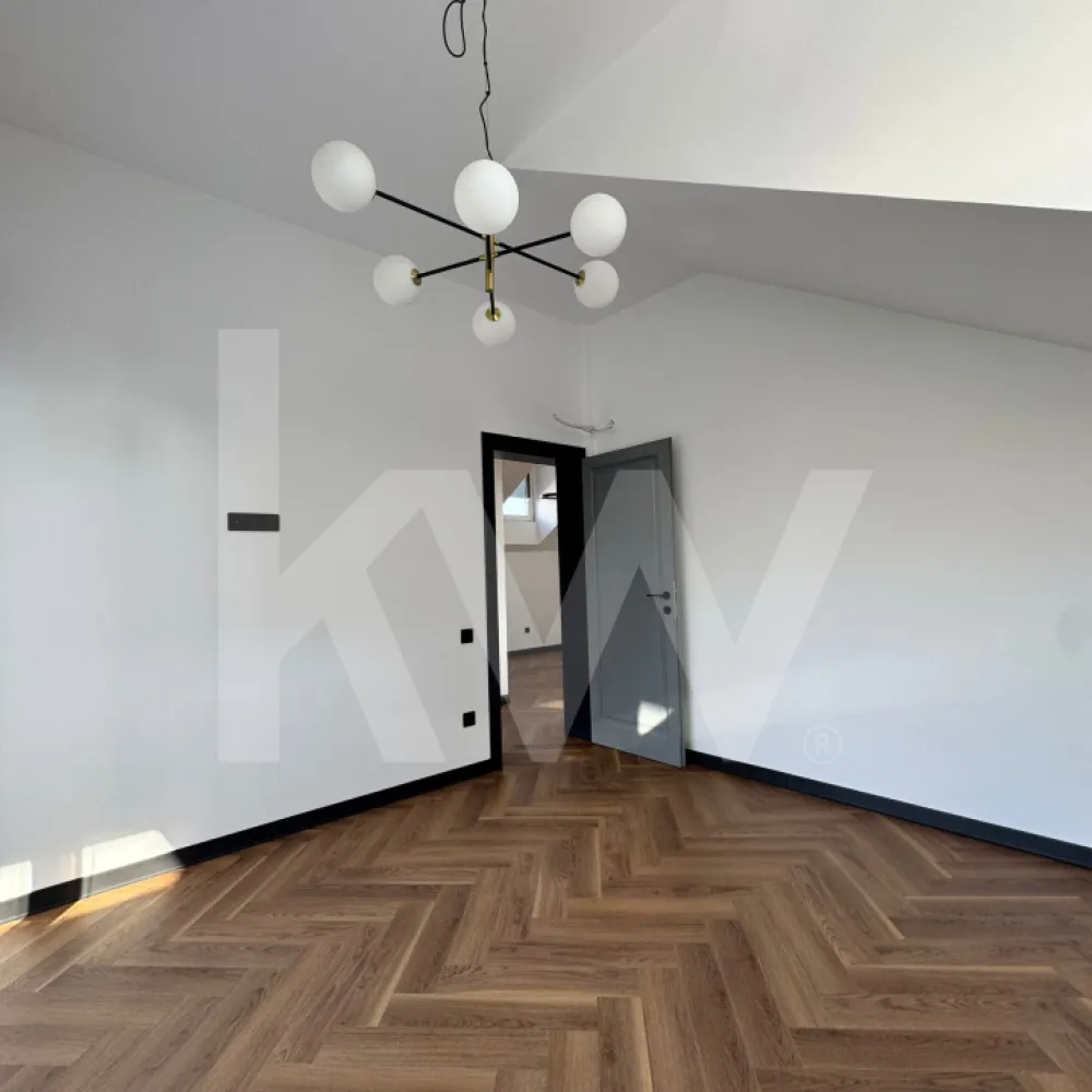 Apartament 3 camere – Mansarda – Turnișor, Sibiu