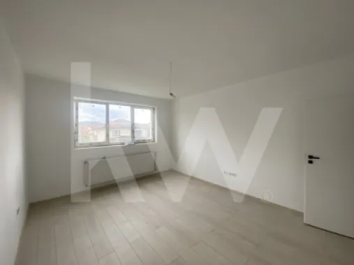 Apartament de vanzare 3 camere 72mp finisat la cheie etaj1 intermediar