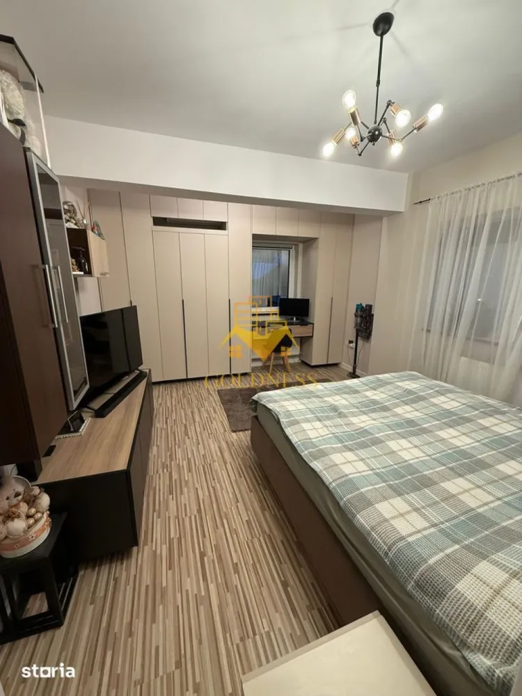 1 camera studio, Buna ziua, Calea Turzii, Lidl, Premium, 18GYM - GOLDNESS Imobiliare vă propune spre închiriere un apartament cu 1 camera tip studio complet mobilat și utilat, la etajul 1 într-un imobil de 3 etaje, în Cartierul Buna ziua.
Posibilitatea de parcare în zona la liber!
Se află în apropierea stațiilor de transport în comun, magazine, restaurante, spații verzi, farmacii, etc. 

Apartamentul este compartimentat astfel:
 - camera cu pat matrimonial, dressing, noptiere
 - bucătărie complet utilată și mobilată, loc de servit masa 
 - baie cu dus walkin, calorifer port prosop și dulap pentru depozitare.
 - balcon 4mp.

Imobilul este dotat cu toate cele necesare- centrală proprie, frigider, aragaz, hotă, mașină de spălat haine, uscător etc. 

Dacă sunteți interesați de acest apartament și doriți să îl vizionați, dar și pentru alte oferte nu ezitați să ne contactați telefonic sau prin e-mail. Vă stăm la dispoziție!
Pentru intermediere se percepe un comision de 50% din prețul chiriei!