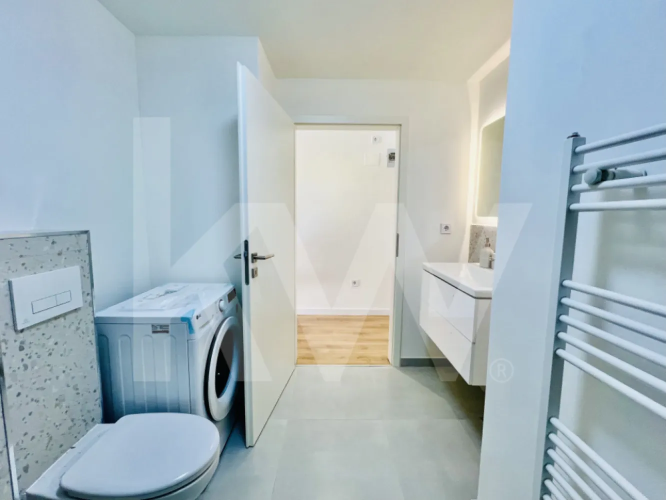 Penthouse 2 camere - 2 băi