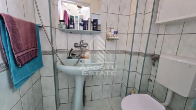 Casa cu 7 camere si 4 bai, centrala proprie, zona Odobescu