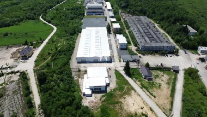 SPATIU INDUSTRIAL, 6857 MP - recent renovat-pod rulant-1000kw - Marsa
