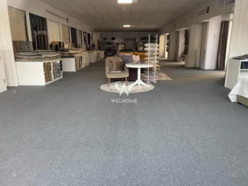 Showroom 300mp Soseaua Alba Iulia cu vitrina mare