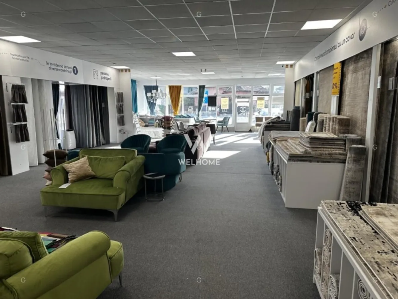 Showroom 300mp Soseaua Alba Iulia cu vitrina mare - DE ÎNCHIRIAT – SPAȚIU COMERCIAL PREMIUM 
Poziție excelentă | Trafic intens | Vitrină 30 m
Îți prezentăm un spațiu comercial premium, situat la parter, pe una dintre cele mai circulate artere din oraș – oferind vizibilitate maximă și expunere ideală pentru orice tip de business. Potrivit atât pentru extindere, relocare, cât și pentru un nou start într-o zonă de top! 
CARACTERISTICI PRINCIPALE: Spațiu comercial / showroom modern și elegant Parter, acces direct din stradă 🚶‍♂️ Configurație open-space, luminos, ușor de compartimentat Vitrină panoramică – aprox. 30 m Terasă privată cu parcare dedicată – aprox. 30 mp
DETALII TEHNICE: Înălțime: 3 m (tavan casetat) / până la 6 m (acoperiș) – posibilitate mezanin Utilități complete: curent, apă, gaz, internet Acces marfă separat, ideal pentru aprovizionare rapidă și logistică eficientă 
POTENȚIAL DE BUSINESS: Ideal pentru: Showroom-uri – mobilier, design interior, echipamente Servicii – clinică medicală, stomatologie, birouri Retail premium – magazin flagship sau produse de lux.