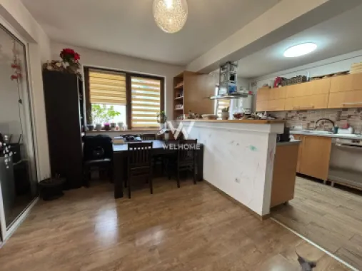 Apartament spațios cu 3 camere, 2 băi și balcoane generoase
