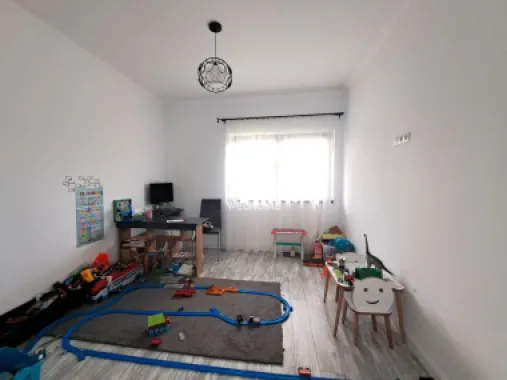 Casa 4 dormitoare, 2 bai - Sibiu, Cisnadioara
