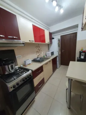 Ag BRASADAS închiriază ap 2 cam Tineretului Carol City Parc.