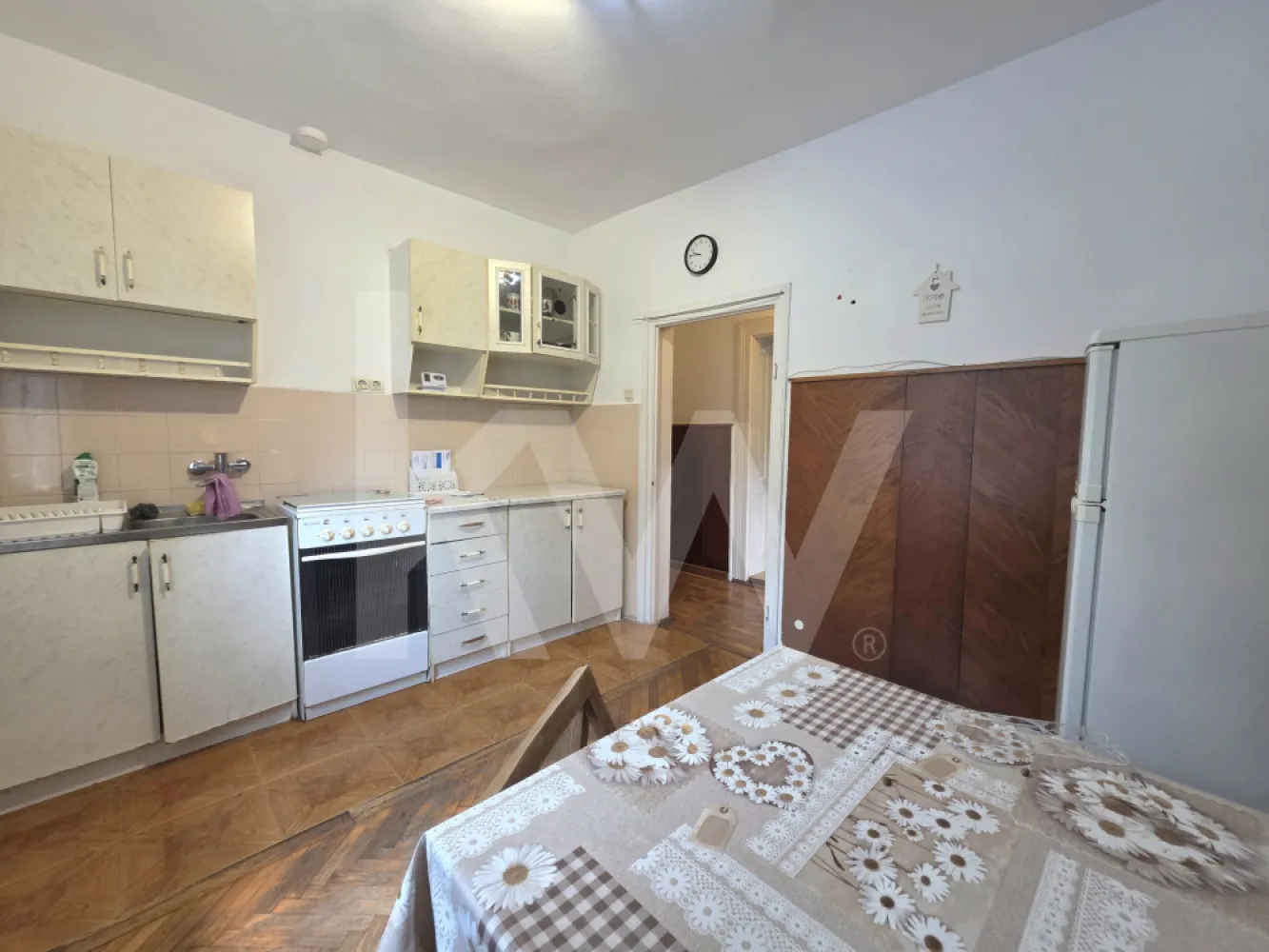 Casa cu gradina de vanzare Medias curte comuna