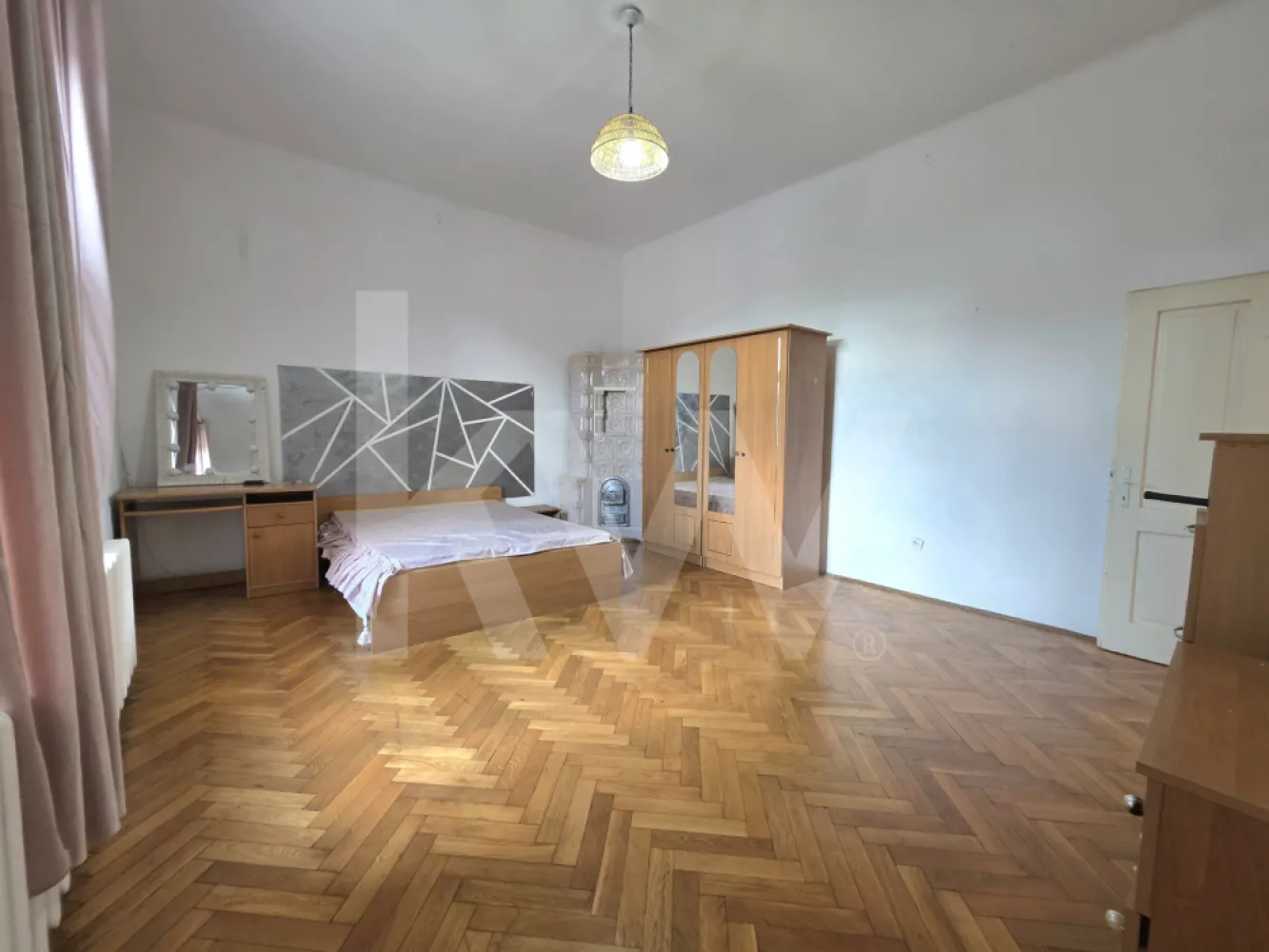 Casa cu gradina de vanzare Medias curte comuna