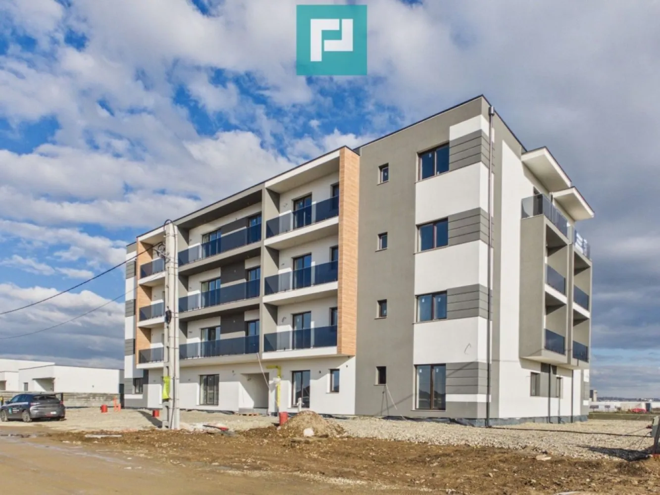 Apartamente noi Sântandrei, la alb 2026 - Disponibile spre vânzare apartamente în bloc nou – finalizare 2026, situate în Sântandrei, județul Bihor, într-o zonă rezidențială în dezvoltare, cu acces rapid spre Oradea.

Unitățile sunt predate semifinisate la alb, ideale pentru personalizare completă după preferințele cumpărătorului. Proiectul include tipologii diferite de apartamente cu 2 și 3 camere, potrivite atât pentru locuire, cât și pentru investiție.

Caracteristici principale:

bloc nou, termen finalizare: 2026

apartamente cu 2 și 3 camere

compartimentări variate

predare la stadiu semifinisat la alb

construcție modernă, eficientă energetic

zonă aerisită, în plină dezvoltare

prețuri de dezvoltator

Potrivite pentru:

familii tinere

cumpărători prima locuință

investitori (randament bun la închiriere)

Pentru planuri, suprafețe disponibile și grila de prețuri, solicită detalii. Vizionările și rezervările se fac în ordinea solicitărilor.

Ramon Morar - Consultant Imobiliar
Telefon - 0771796288
Email - ramon.morar@propertylab.ro
COD - CP2894799